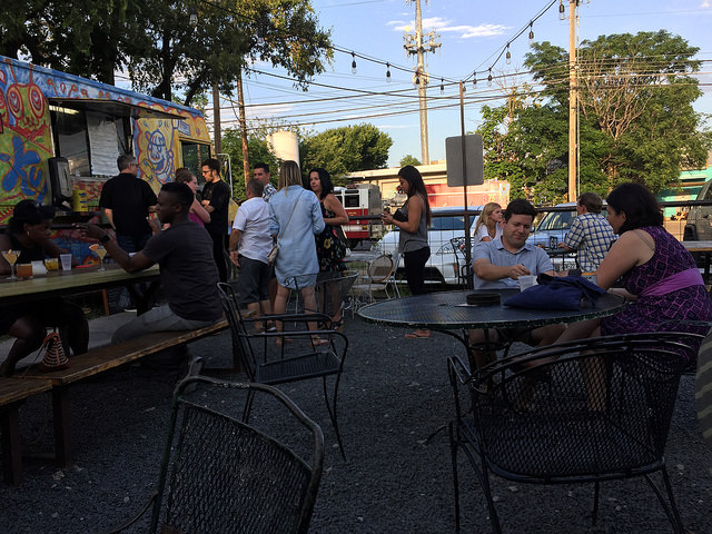 35271271235_3378ef3179_z